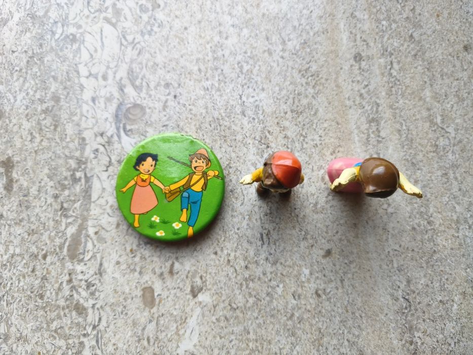 Heidi + Pedro + crachá + 2 cassetes VHS