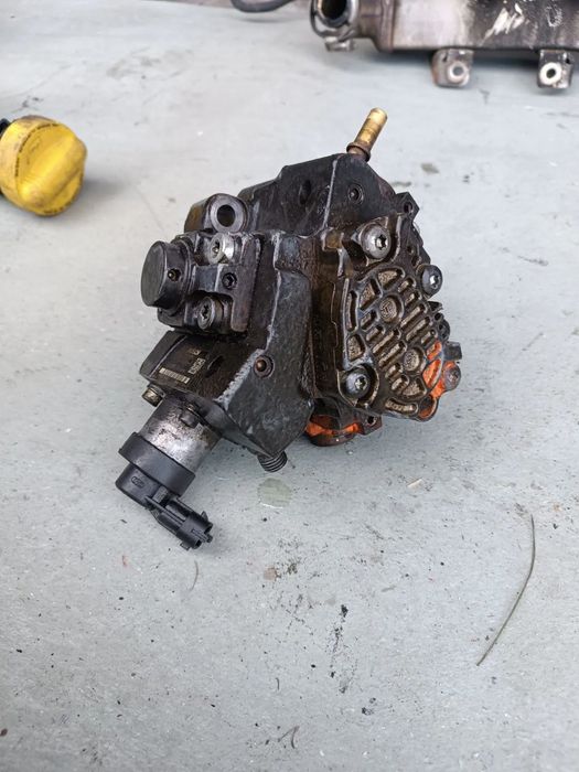 LAGUNA III TRAFIC VIVARO 2.0 DCI POMPA WTRYSKOWA 0445010223 8200934657--C H8200690744