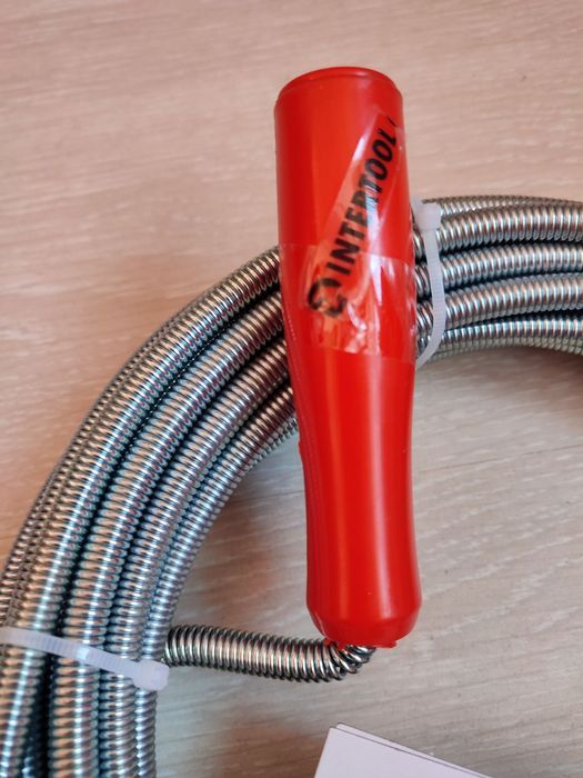 Трос сантехнический для чистки труб  5 м. 10 м