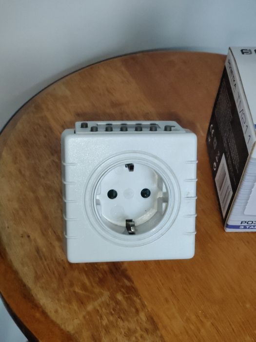 Розетка з таймером Feron TM211