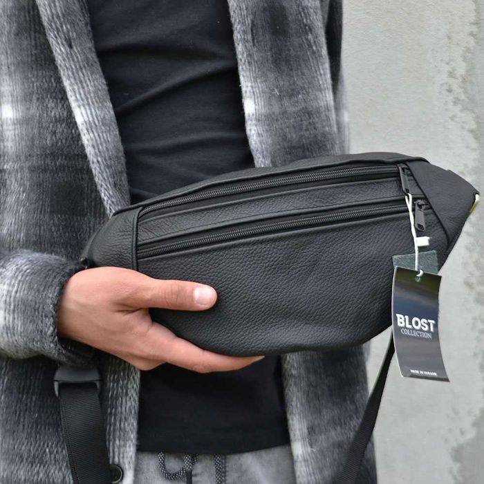 Качественная бананка из натуральной кожи. Цвет: чёрный.