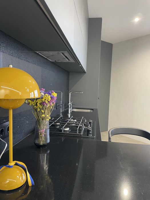 Продаж квартири з терасою новобудова близько центру Львів!