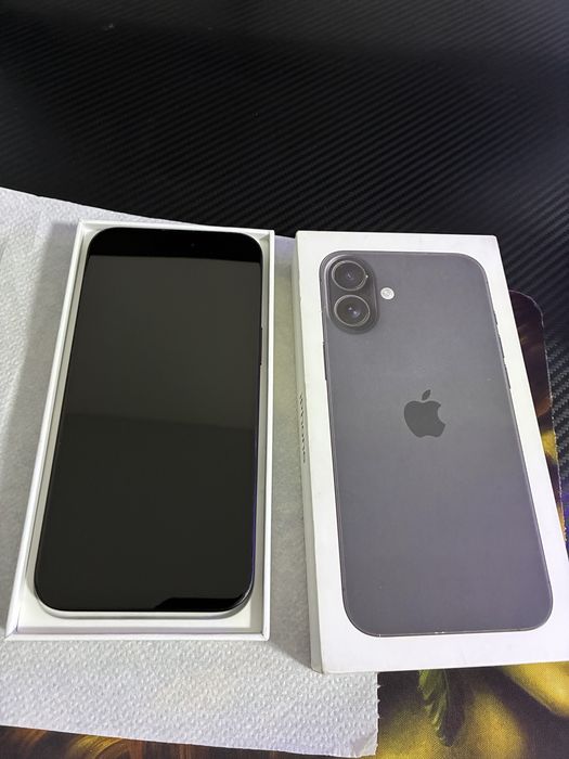 iPhone 16 Plus 128GB • Ідеальний стан • SIM + eSIM • Neverloc