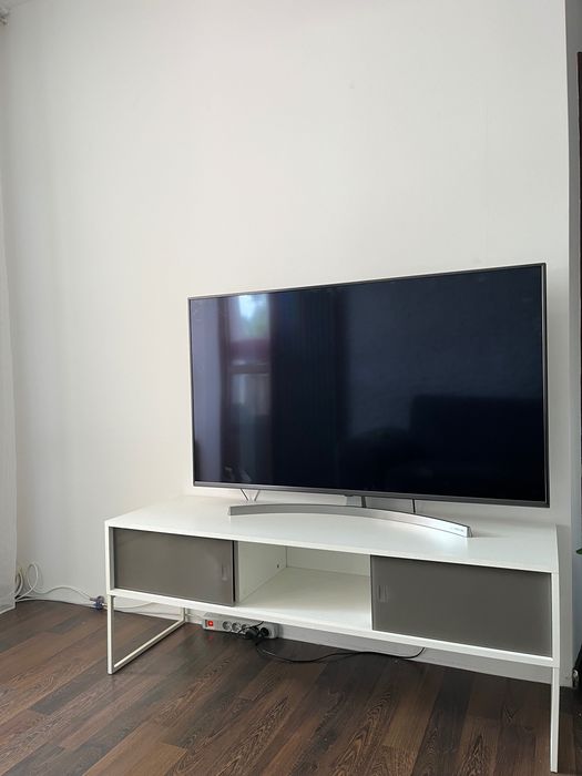 Szafka RTV biała