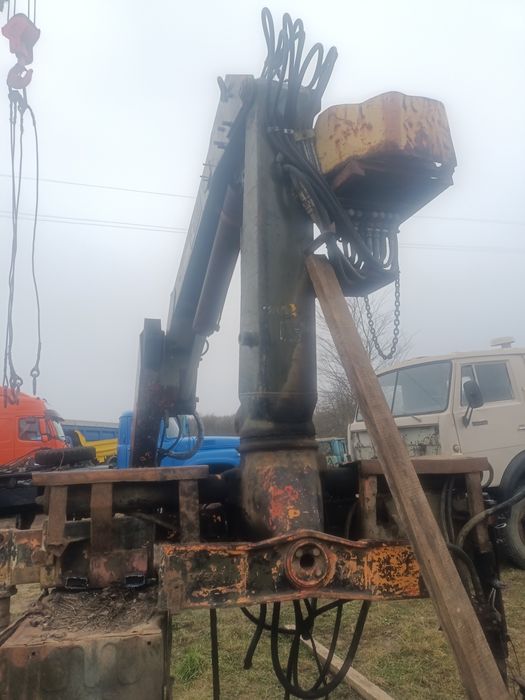 Маніпулятор, установка для лісовоза продам маніпулятор ну установку