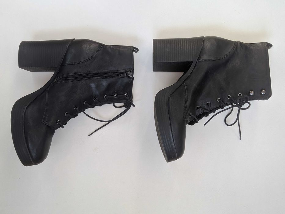 Кожаные полусапожки, ботильены 40 Размера