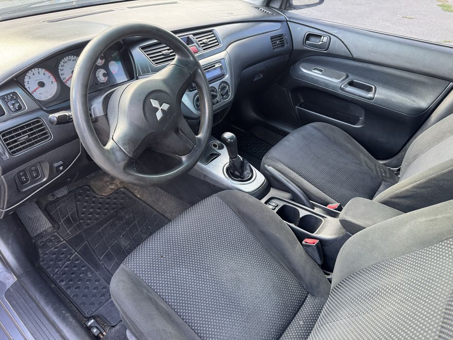 Mitsubishi Lanser