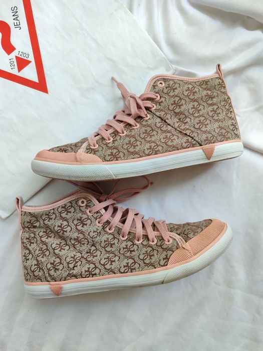 Кеди кросівки рожеві лого високі взуття  гес гесс Guess