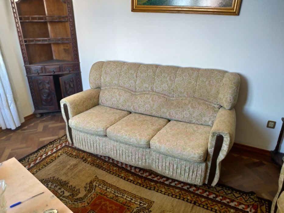 Sofá cama em bom estado