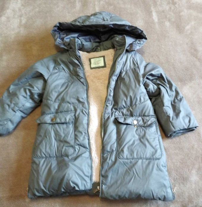 Зимова куртка Zara, натуральний пух. Розмір 104