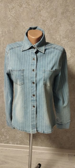 Джинсовая рубашка