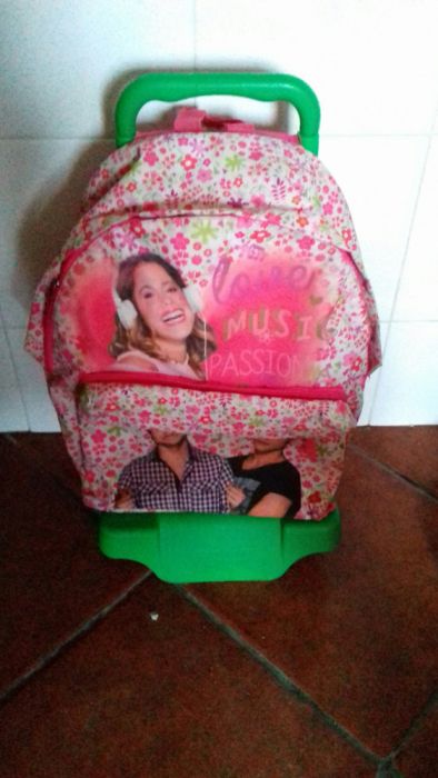 Mochila com trolei