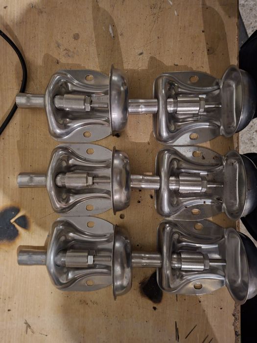 Poidła dla prosiąt