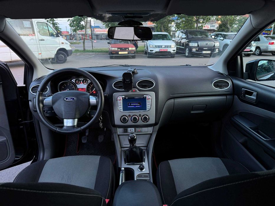 Продам Ford Focus 2011