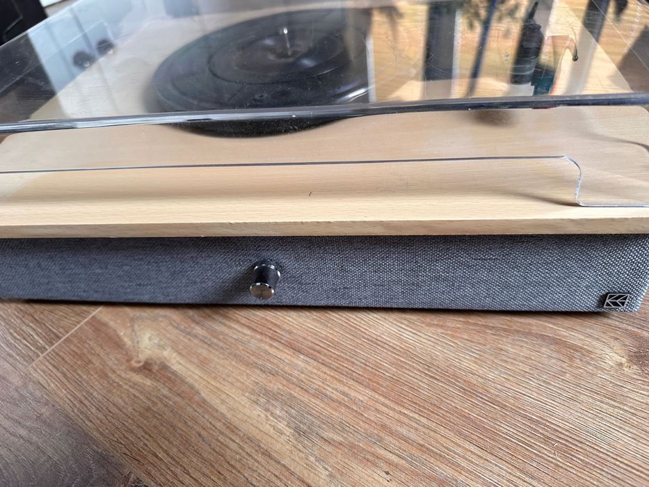 Gramofon Hykker drewniany używany