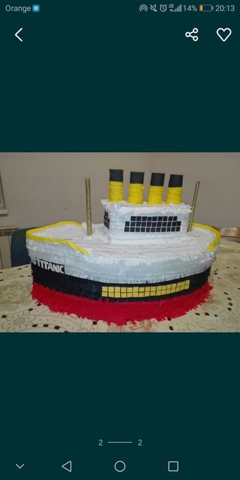 Piniata Titanic statek