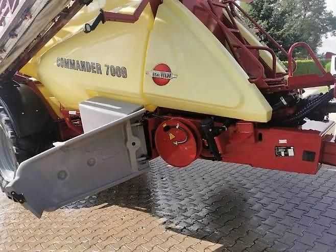 Opryskiwacz Hardi Command 7000 GPS rękaw