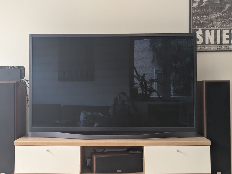 Telewizor Samsung PLASMA 64cale PS64F8500- uszkodzony na części