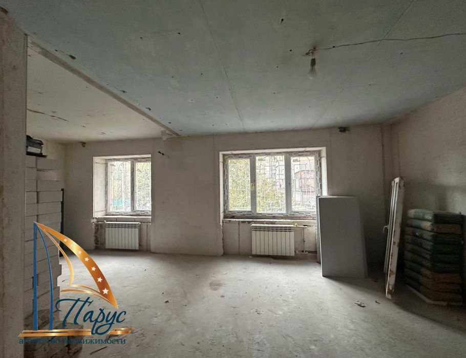*Продається   3-и кімнатна квартира вул. ОЛЕКСАНДРІВСЬКА 2/9