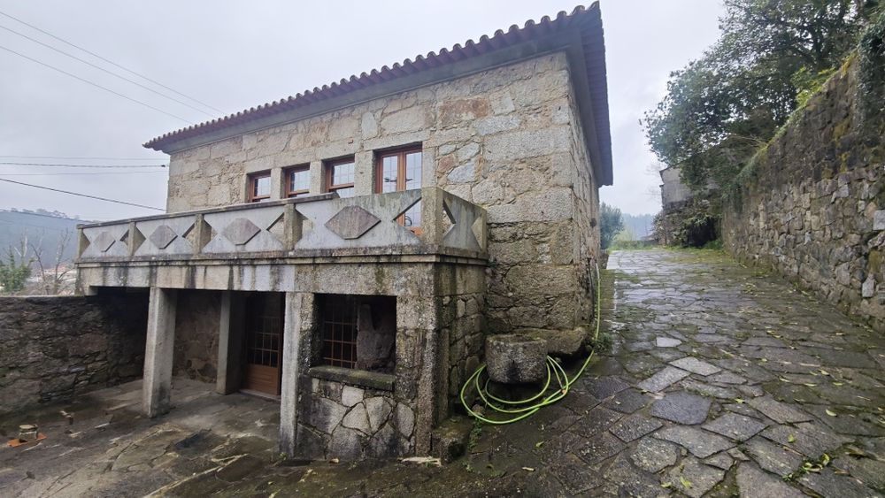 Moradia em Portela de Susã