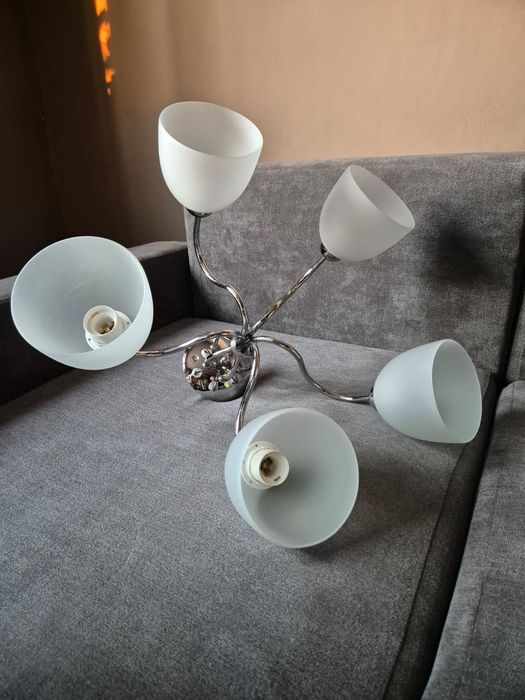 Żyrandol lampa wisząca na sufit