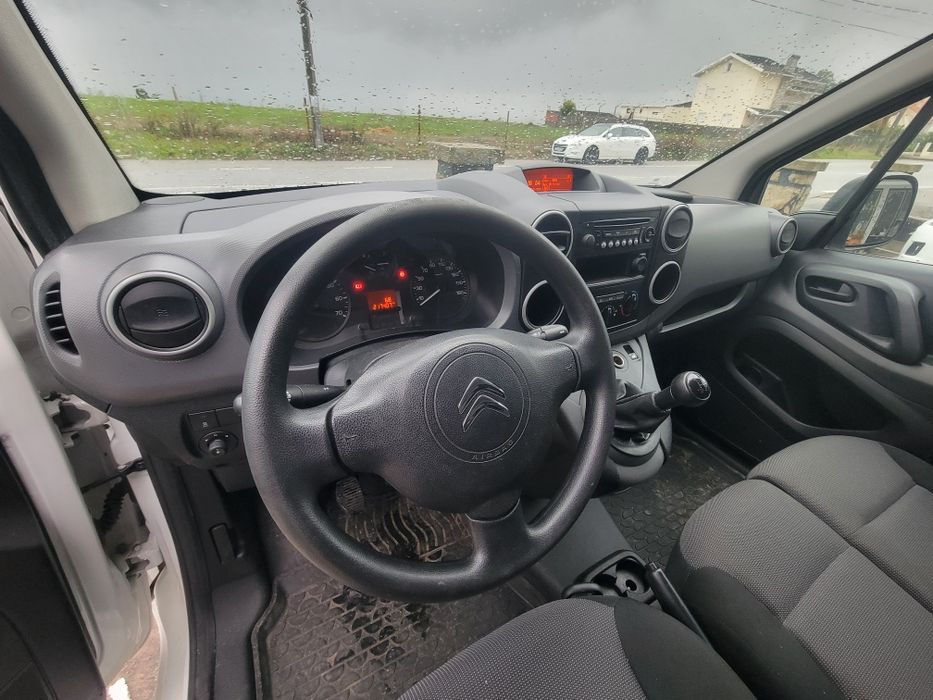 Berlingo 1.6Hdi 100cv 3 lugares 2018