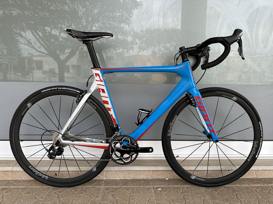 Bicicleta de estrada Giant Propel - Carbono