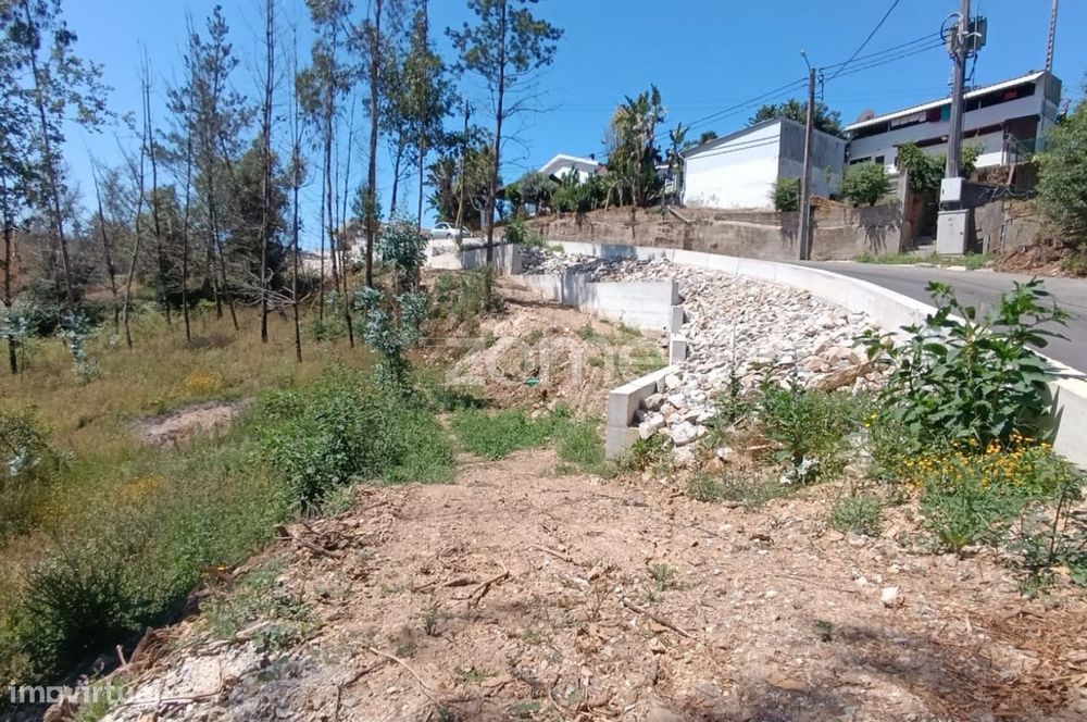 Plot of Land 1,412 m² | Construction, Residential Use, or Industry | Angeja