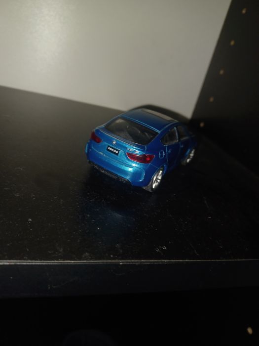 zabawkowe auto dla dziecka