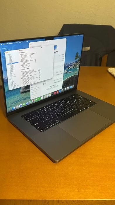 MacBook  Pro 16"