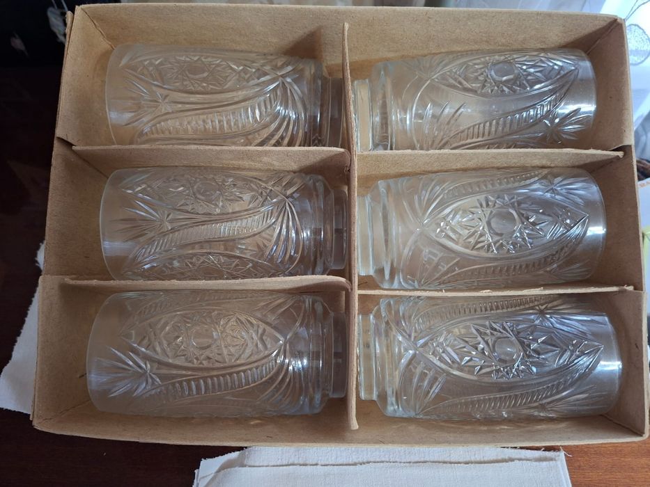 Стакани нові, в упаковці.  2 набори.