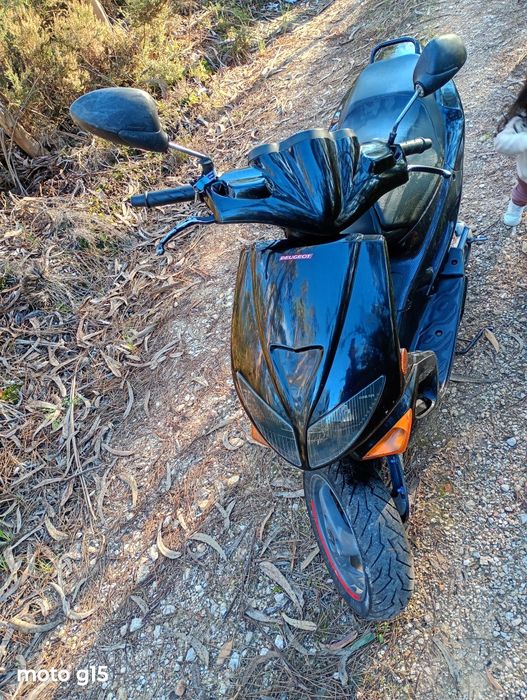 peugeot scooter 50cc muito bom