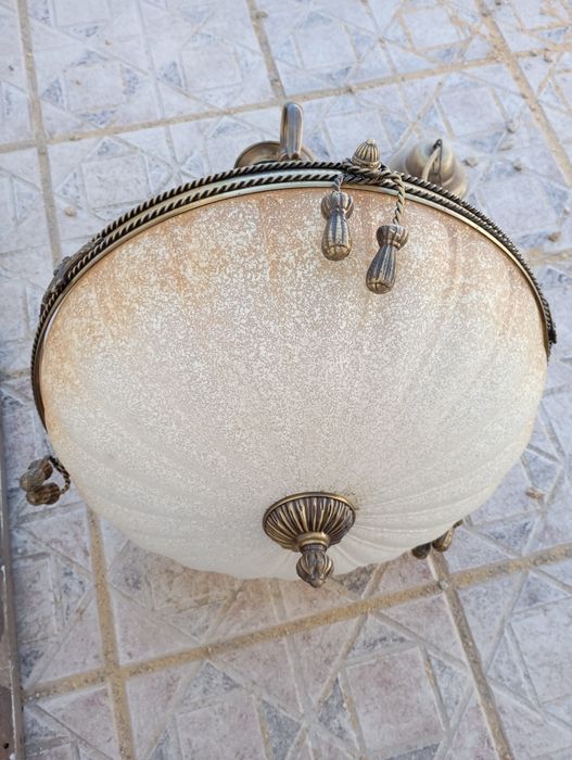 Candeeiro antigo para tecto, em excelente estado