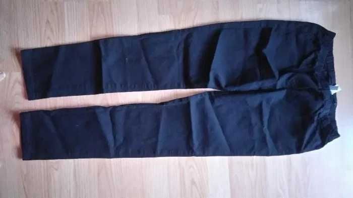 Spodnie jeansowe rurki czarne 40/42 Dunnes