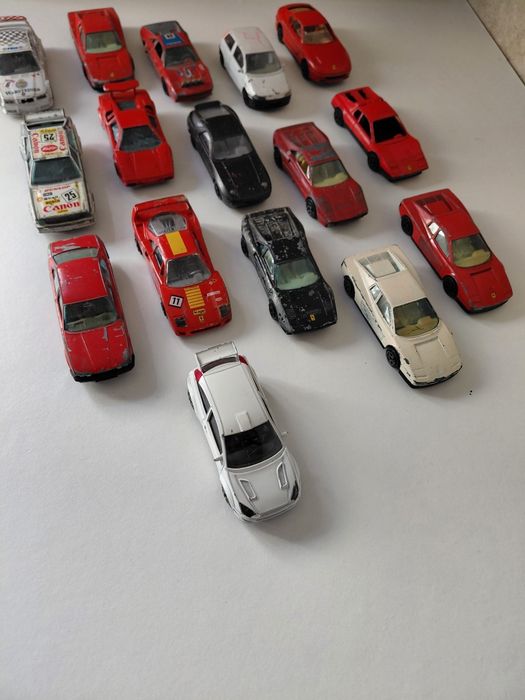 Lote miniaturas Burago 1.43 para restauro