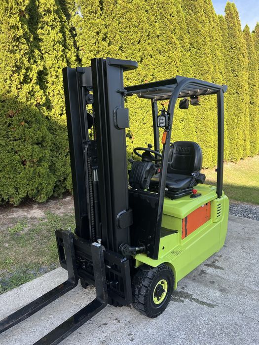 Sprzedam wózek Widlowy Clark 1,8 t