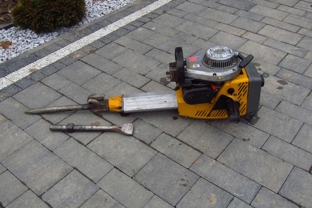 Młot Spalinowy WACKER BH23  polecam