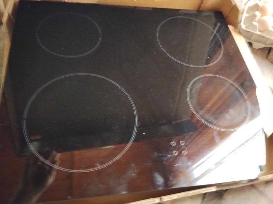 Накладна керамічна   плита  під відновлення чи на запчастини