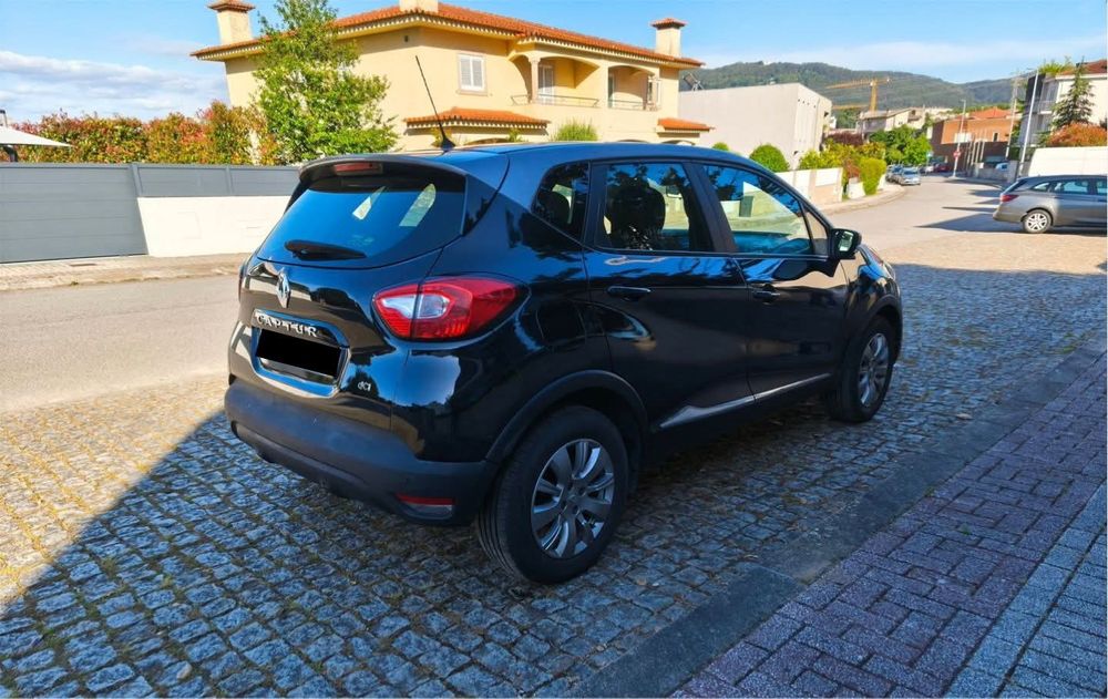 Renault Captur 1.5 DCi, impecável