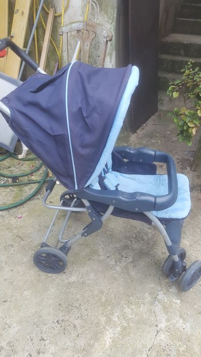 Carrinho de passeio para crianca