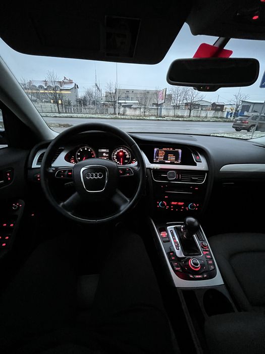 Продам Ауді А4  2010р