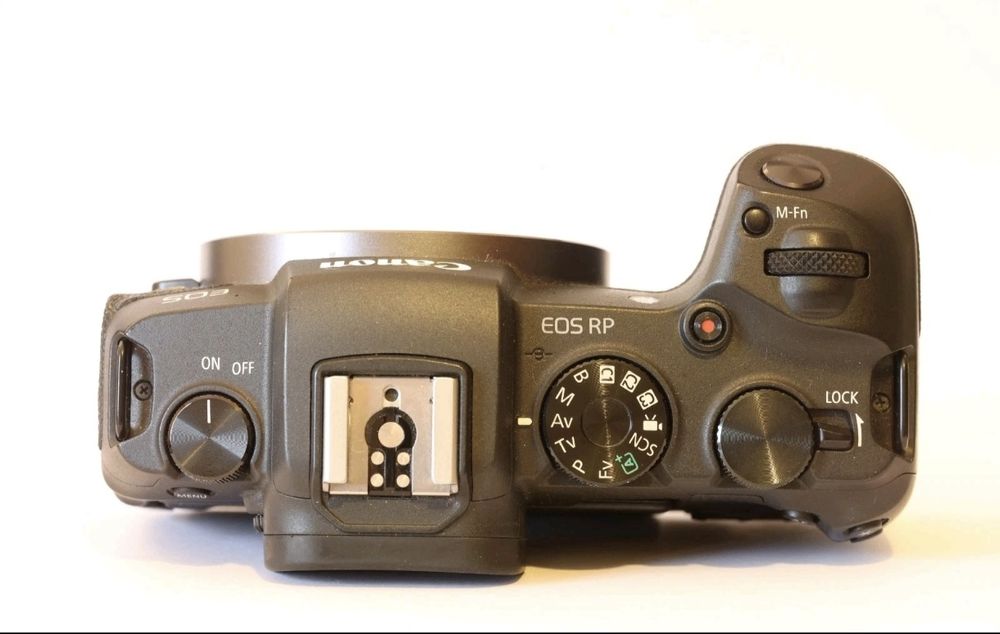 Câmera Mirrorless Canon EOS RP