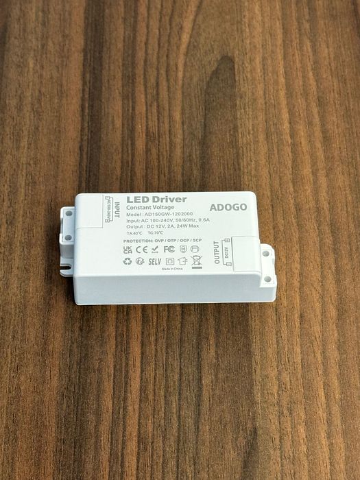 Transformator LED o stałym napięciu AC 240V na DC 12V 2A max 24W