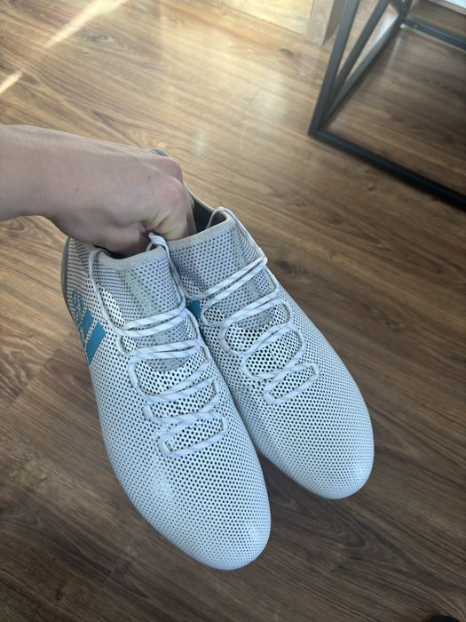 Korki pilkarskie miksy na naturalne boisko Adidas X