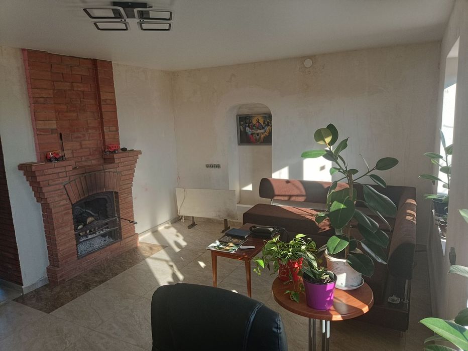 Продам дом в Христиновке с удобствами и отоплением!