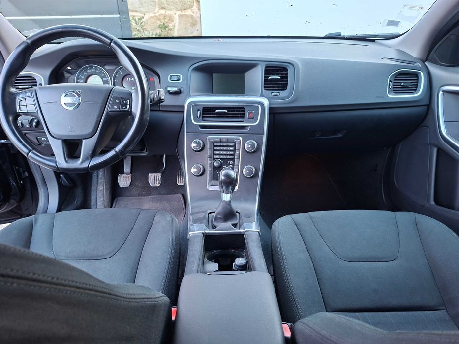 Volvo V60 1.6 D knetic