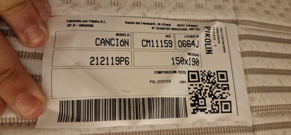 Mobília Beliani Florença - Cama + Mesinhas de Cabeceira + Colchão Piko