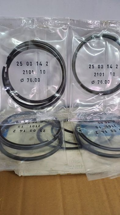 Кольца ВАЗ.1000грн. комплект.