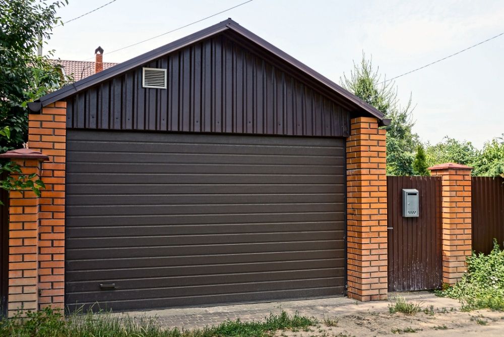 Producent Brama garażowa segmentowa Bramy garażowe przemysłowe2,31*2