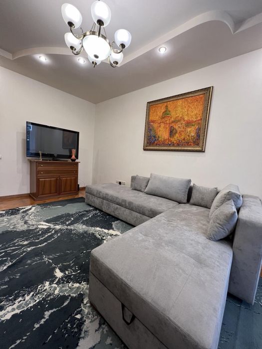 Оренда 1 кімн. Квартири по вул. Єфремова 75